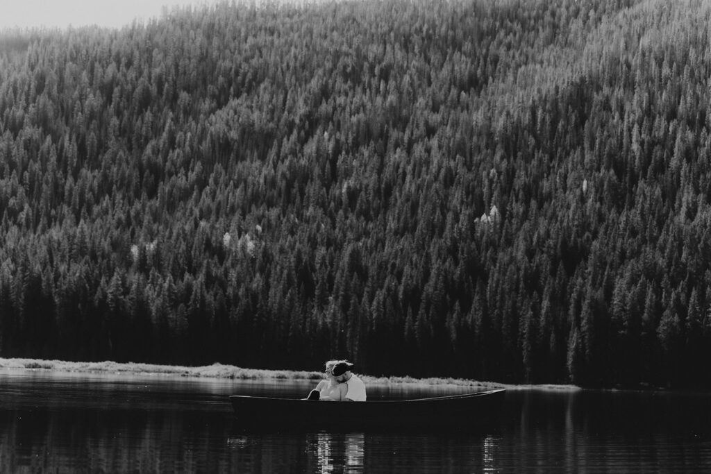 couple canoeing at Piney River Ranch, Vail Colorado
